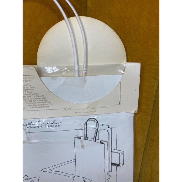 VINTAGE PINK GIFT BAG SET Lot of 3 - Bag, Inserts, Lid, Tissue, Ribbon, Card - Picture 4 of 6